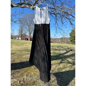 R&M Richards Women‎ White Black Rhinestone Bead Halter Neck Formal Gown Dress 12